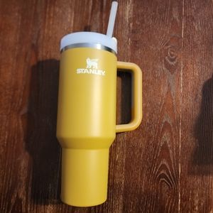 Stanley 40 oz Quencher